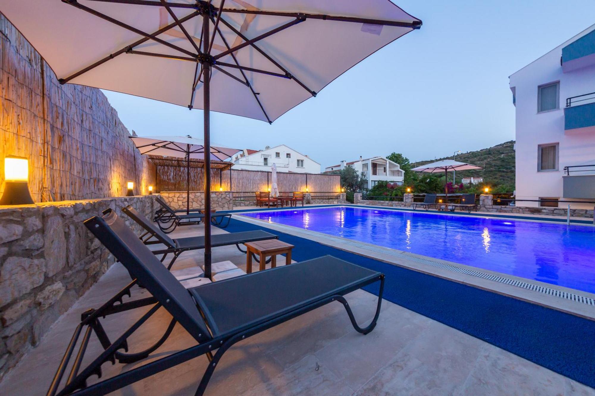 Oezguem Suite Otel ดัตชา ภายนอก รูปภาพ