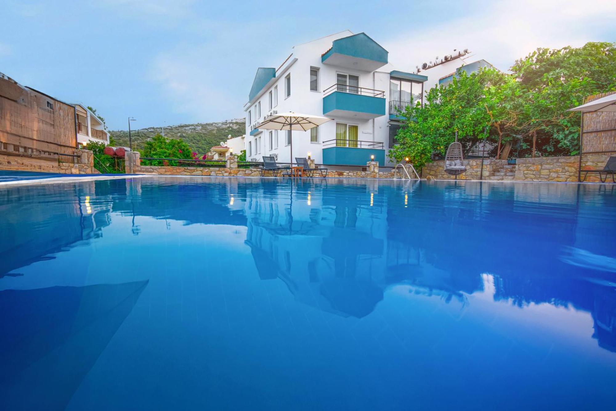 Oezguem Suite Otel ดัตชา ภายนอก รูปภาพ