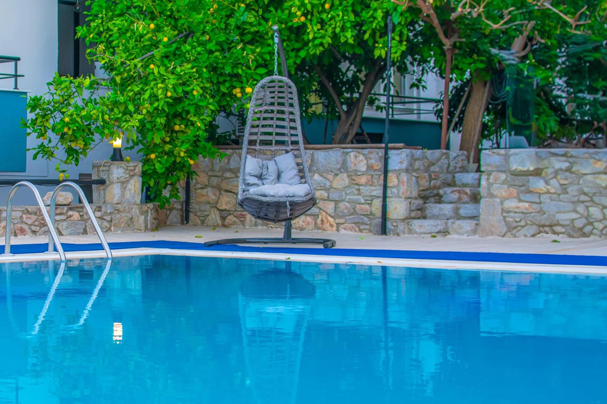 Oezguem Suite Otel ดัตชา ภายนอก รูปภาพ